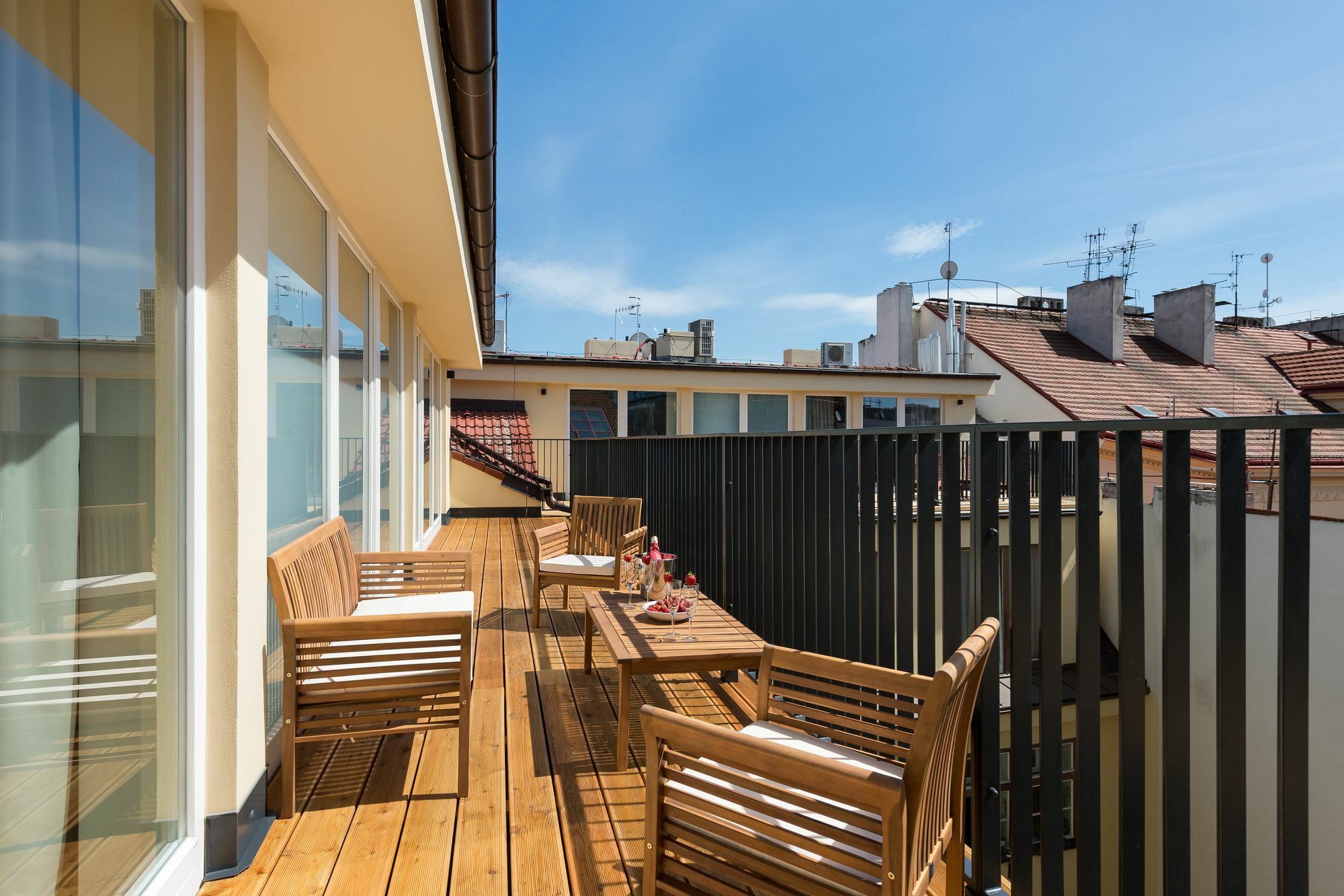 Jindrisska Apartments Praha Bagian luar foto